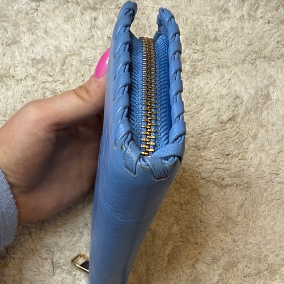 Tory Burch Vibrant Blue Marion Smartphone Leather Wristlet - Picture 6 of 12